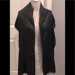 Brand new Boutique item - Shawl